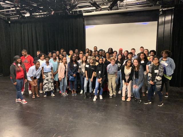 2019 Bloomberg Arts Internship Kicks Off